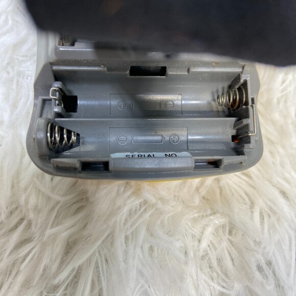 Sony SRF-M78 Sports Walkman FM/AM Radio with Armband Tested - Picture 3 of 3